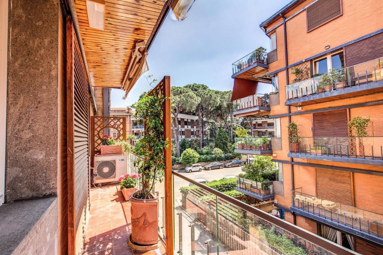 Terrazza Piccolomini: Elegant Apartment Stunning View Over Rome/St Peter'S Dome Exterior foto